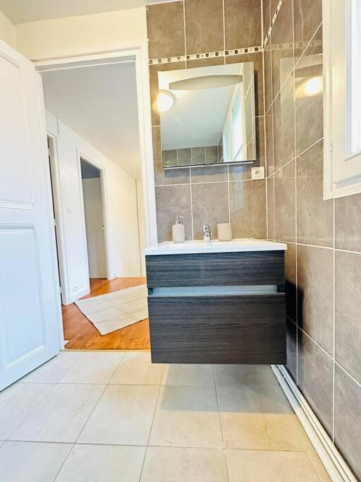 Maison Des Chenizelles Laon Ngoại thất bức ảnh